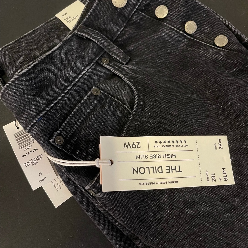 Aritzia Denim Forum Straight Leg Jeans The Dillon